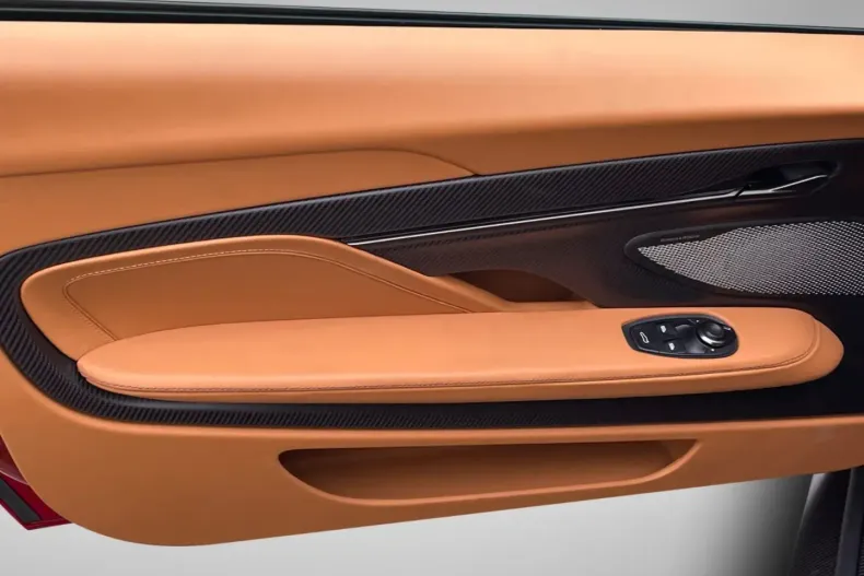 Aston Martin Vanquish din 2025 cu 6.001 km - oferta AST175089 - foto 23