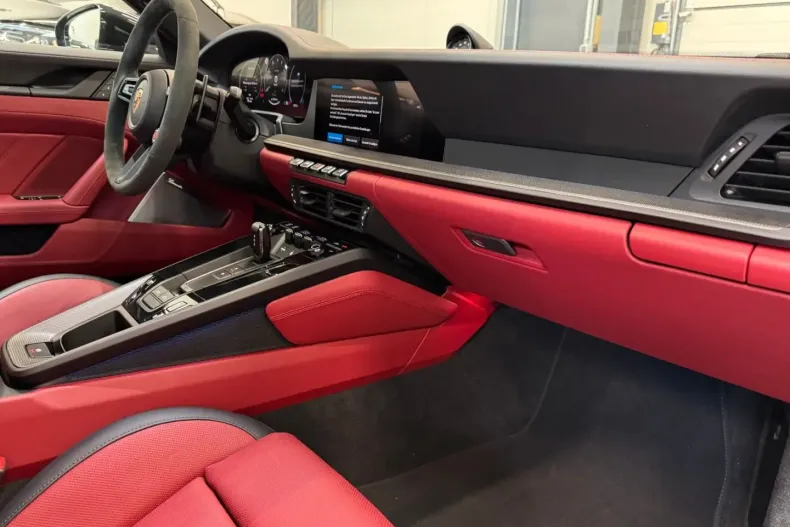 Porsche 992 din 2025 cu 6.000 km - oferta POR175091 - foto 10