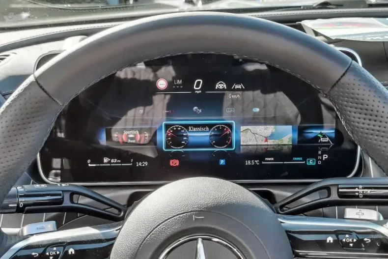 Mercedes-Benz CLE 300 din 2025 cu 8.019 km - oferta MER175092 - foto 19