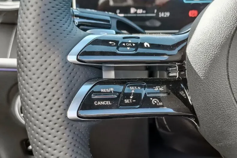 Mercedes-Benz CLE 300 din 2025 cu 8.019 km - oferta MER175092 - foto 20