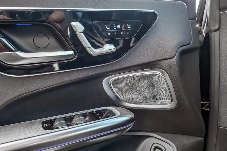 Mercedes-Benz CLE 300 din 2025 cu 8.019 km - oferta MER175092 - foto 21