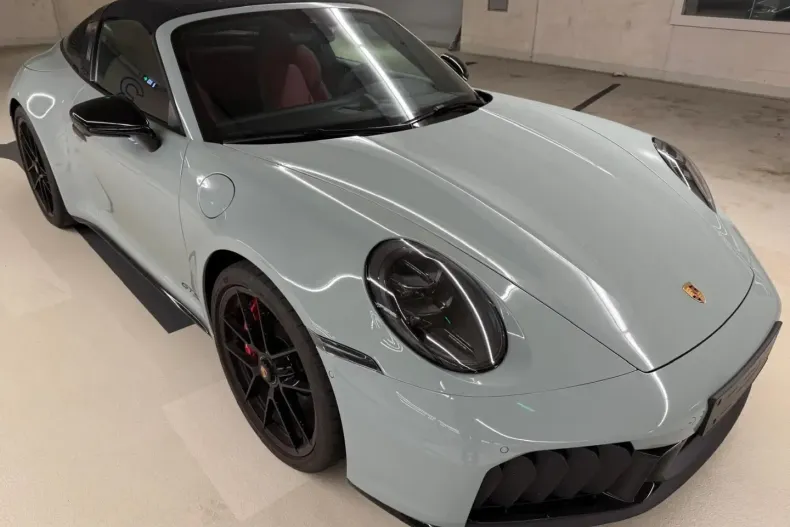 Porsche 992 din 2025 cu 4.000 km - oferta POR175095 - foto 1