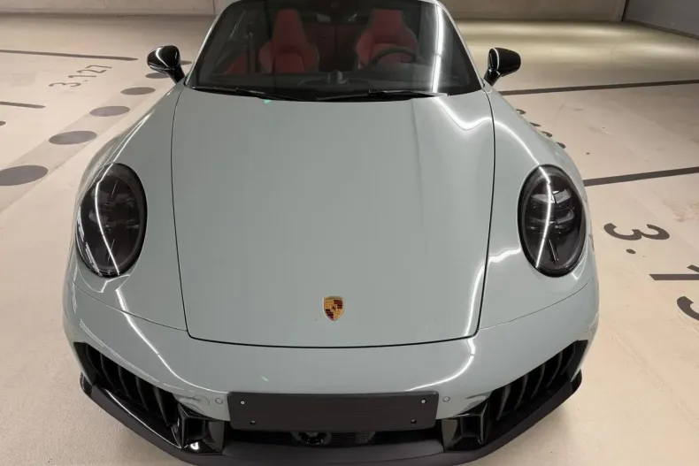 Porsche 992 din 2025 cu 4.000 km - oferta POR175095 - foto 3