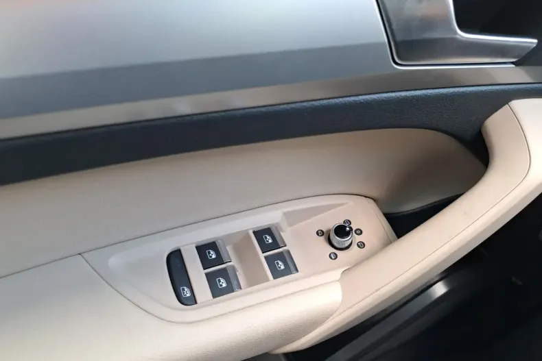 Audi Q5 din 2023 cu 60.000 km - oferta AUD175100 - foto 10