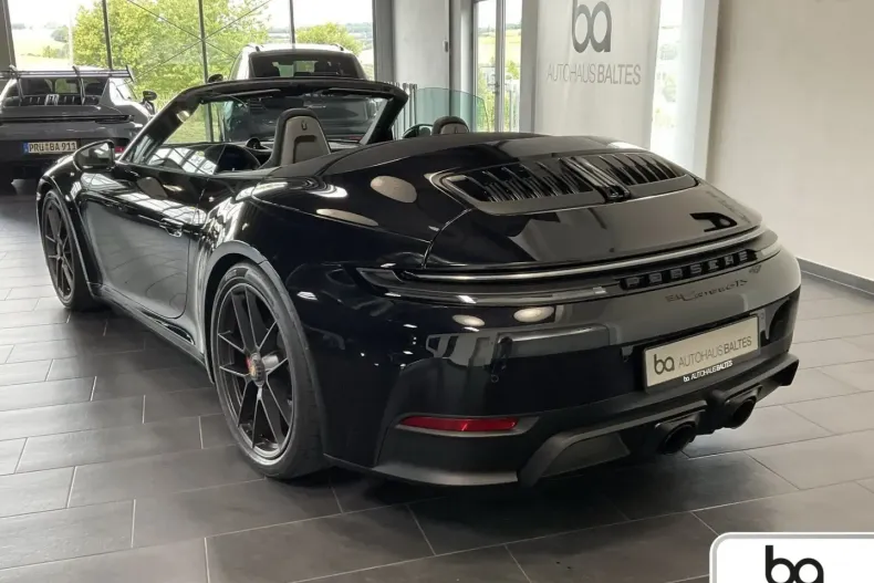 Porsche 992 din 2025 cu 9.800 km - oferta POR175103 - foto 4