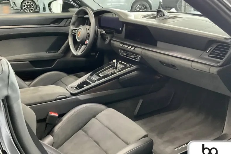 Porsche 992 din 2025 cu 9.800 km - oferta POR175103 - foto 6