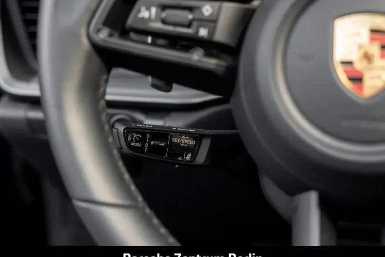 Porsche 992 din 2025 cu 12.000 km - oferta POR175104 - foto 31