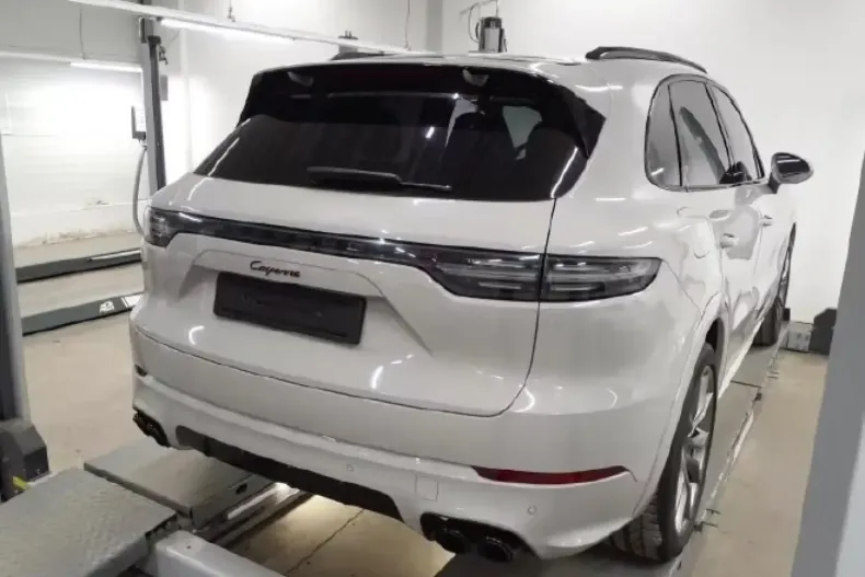 Porsche Cayenne din 2025 cu 1.849 km - oferta POR175130 - foto 3