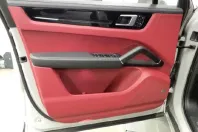 Porsche Cayenne din 2025 cu 1.849 km - oferta POR175130 - foto 6