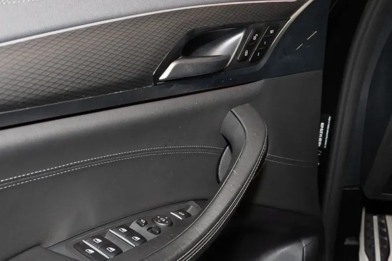 BMW X4 M din 2024 cu 23.539 km - oferta BMW175134 - foto 5