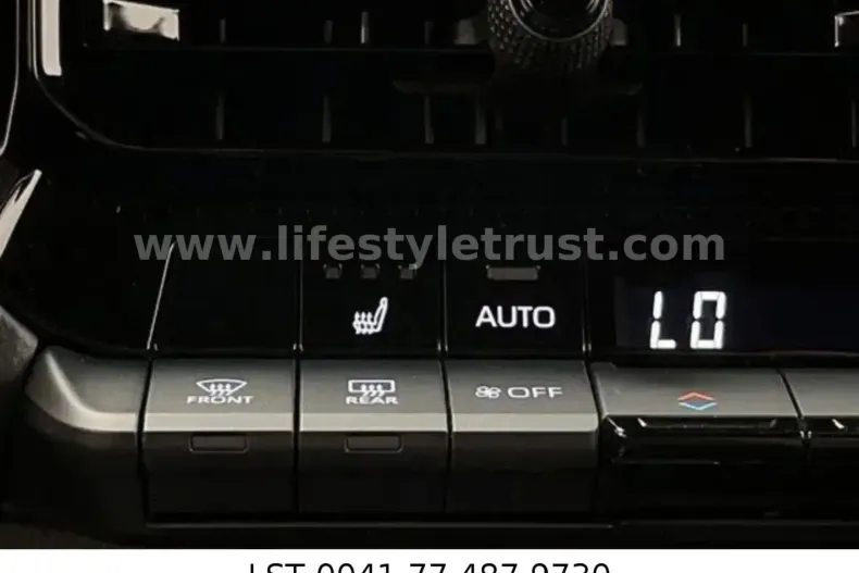 Toyota Land Cruiser din 2025 cu 2.800 km - oferta TOY175137 - foto 9