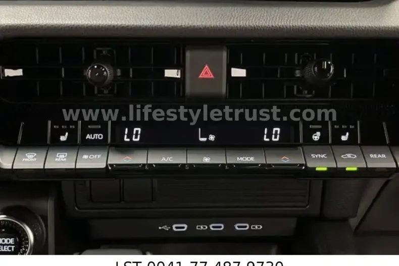 Toyota Land Cruiser din 2025 cu 2.800 km - oferta TOY175137 - foto 17