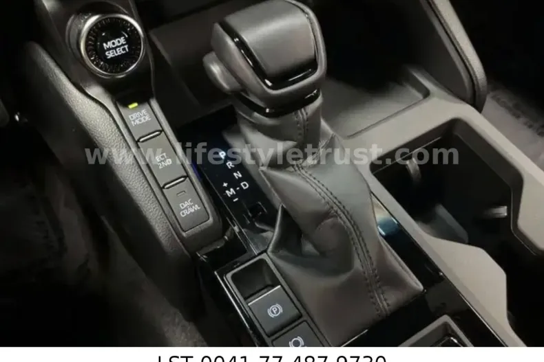 Toyota Land Cruiser din 2025 cu 2.800 km - oferta TOY175137 - foto 18