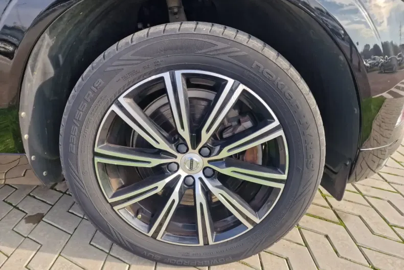 Volvo XC60 din 2021 cu 139.885 km - oferta VOL175140 - foto 5