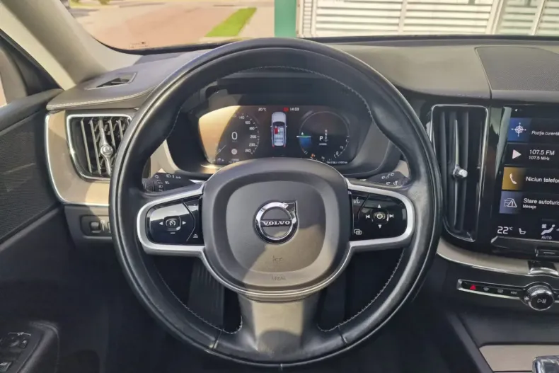 Volvo XC60 din 2021 cu 139.885 km - oferta VOL175140 - foto 13