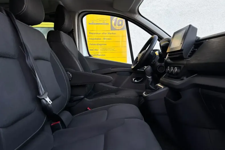 Renault Trafic din 2024 cu 54.000 km - oferta REN175143 - foto 10