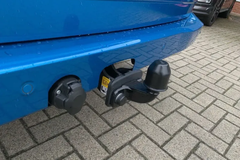 Ford Tourneo Custom din 2025 cu 17.900 km - oferta FOR175144 - foto 25