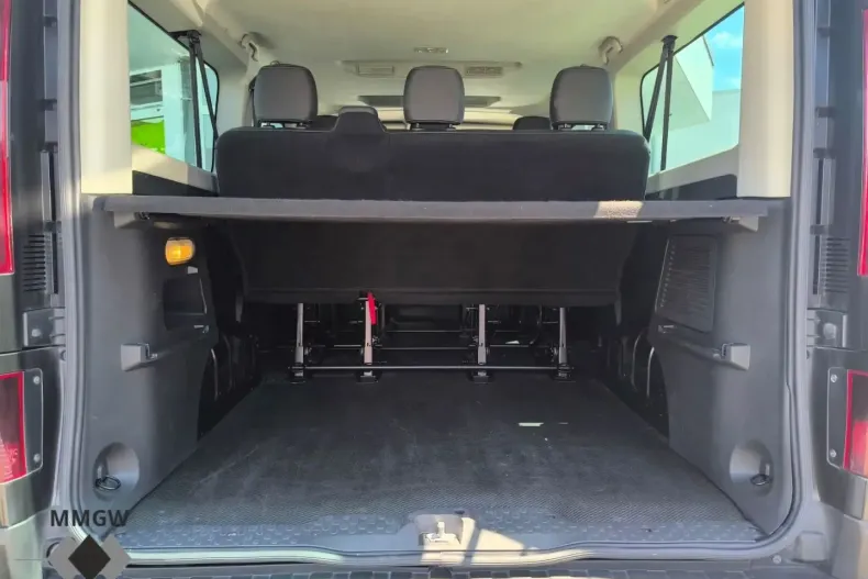 Renault Trafic din 2023 cu 49.717 km - oferta REN175149 - foto 7