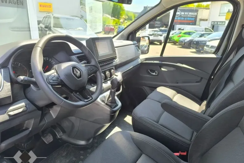 Renault Trafic din 2023 cu 49.717 km - oferta REN175149 - foto 9