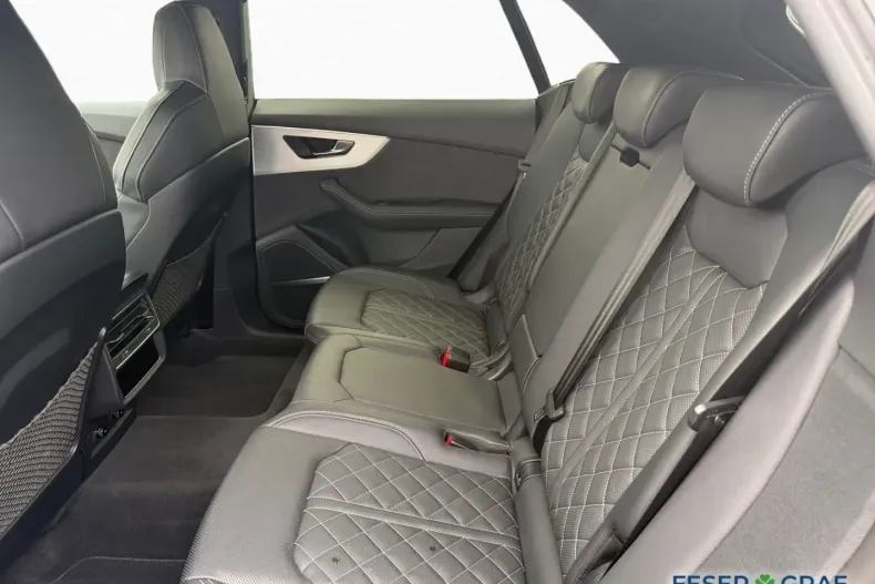 Audi Q8 din 2025 cu 15.900 km - oferta AUD175160 - foto 13