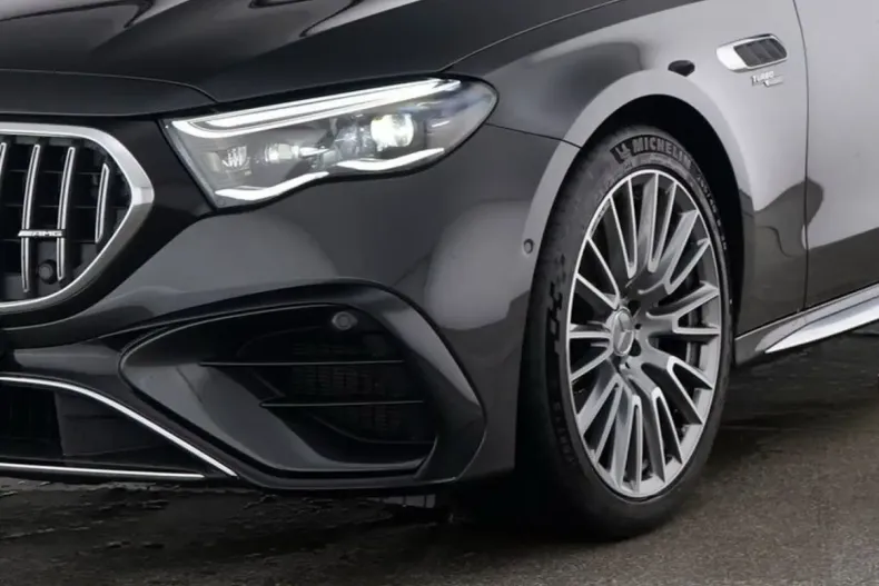 Mercedes-Benz E 53 AMG din 2025 cu 13.902 km - oferta MER175164 - foto 3