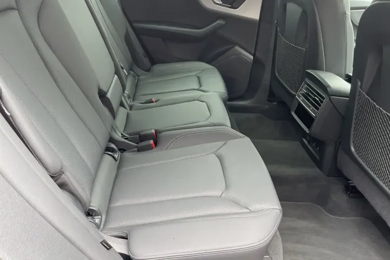 Audi Q8 din 2024 cu 29.350 km - oferta AUD175168 - foto 8