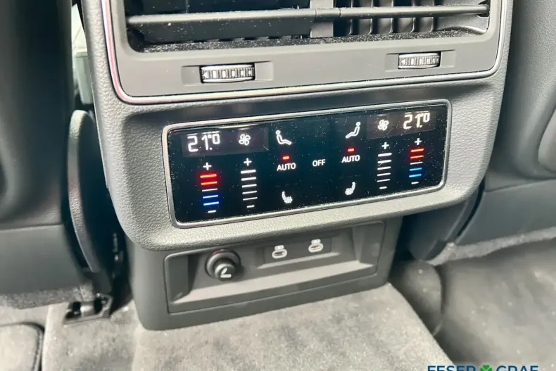 Audi Q8 din 2024 cu 13.000 km - oferta AUD175172 - foto 12