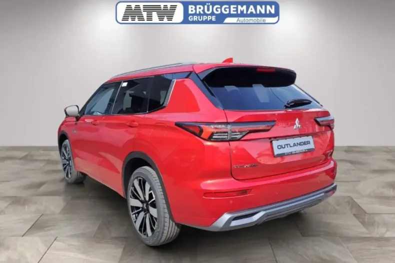 Mitsubishi Outlander din 2025 cu 3.870 km - oferta MIT175180 - foto 3