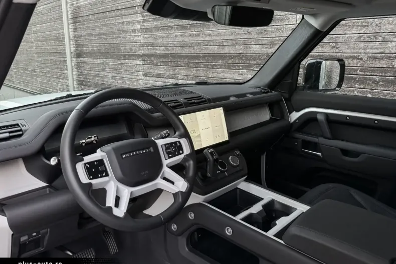 Land Rover Defender din 2025 cu 8.500 km - oferta LAN175184 - foto 9
