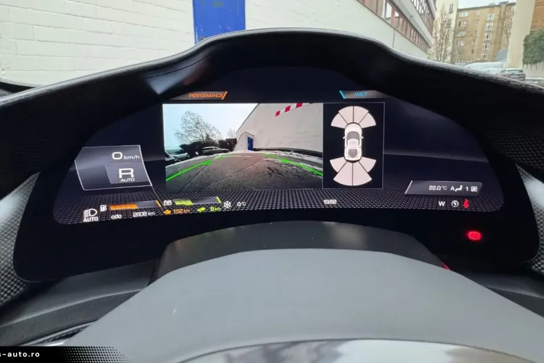 Ferrari 296 GTB din 2024 cu 2.700 km - oferta FER175189 - foto 19