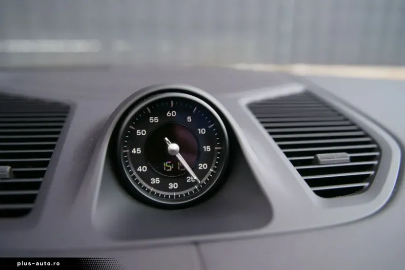 Porsche Cayenne din 2024 cu 26.999 km - oferta POR175192 - foto 20