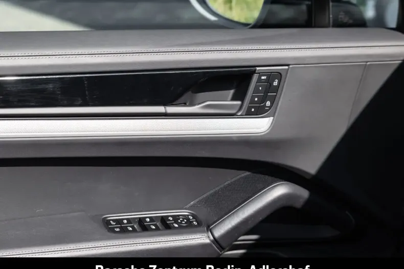 Porsche Cayenne din 2024 cu 16.302 km - oferta POR175193 - foto 20