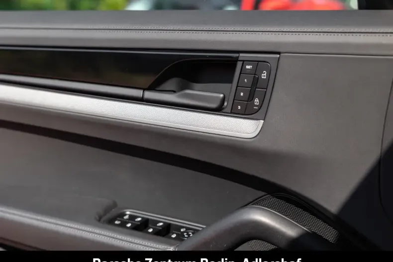 Porsche Cayenne din 2024 cu 16.302 km - oferta POR175193 - foto 25