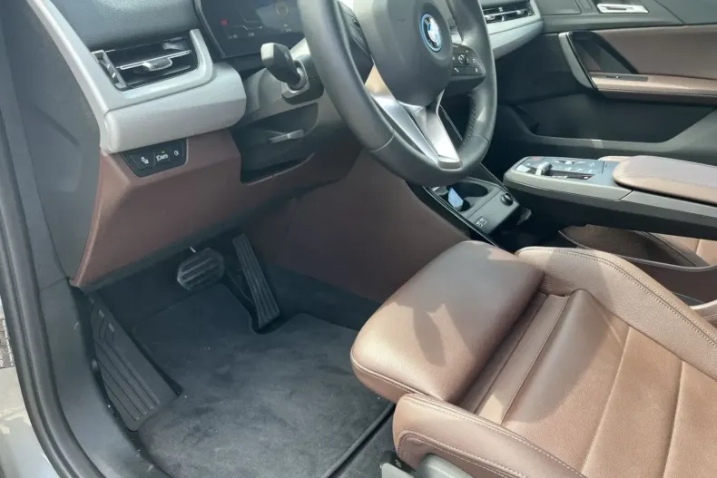 BMW iX2 din 2024 cu 23.200 km - oferta BMW175194 - foto 11