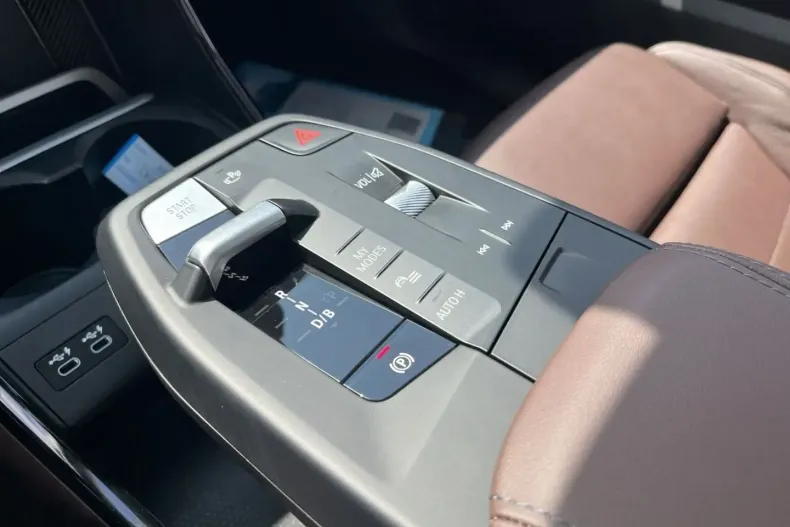 BMW iX2 din 2024 cu 23.200 km - oferta BMW175194 - foto 29