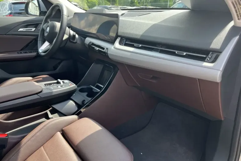 BMW iX2 din 2024 cu 23.200 km - oferta BMW175194 - foto 31