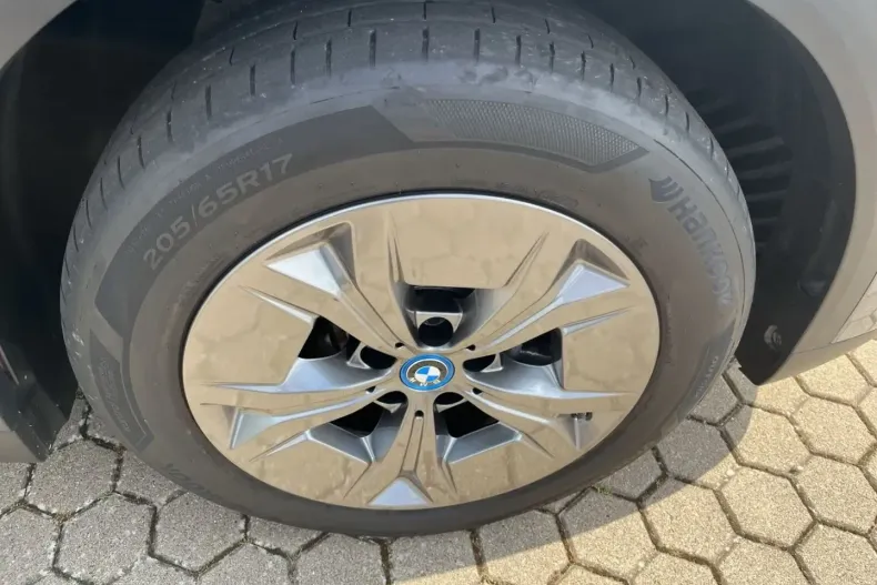 BMW iX2 din 2024 cu 23.200 km - oferta BMW175194 - foto 34