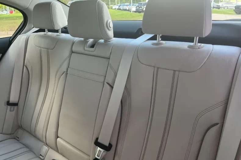 BMW 520 din 2022 cu 35.700 km - oferta BMW175196 - foto 33