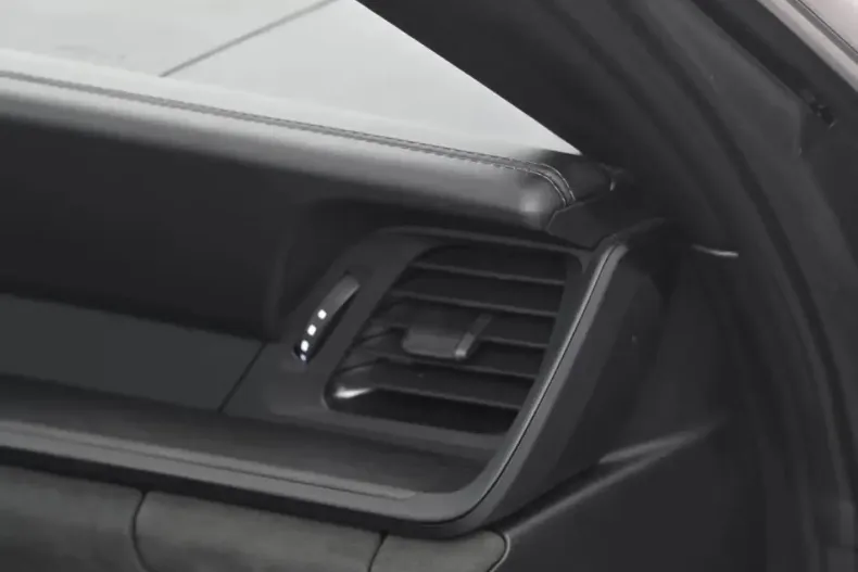 Porsche 911 din 2025 cu 19.605 km - oferta POR175201 - foto 20