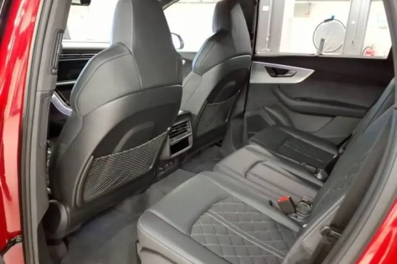 Audi Q7 din 2024 cu 2.383 km - oferta AUD175204 - foto 6