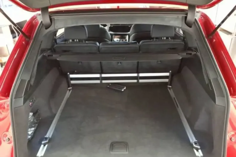 Audi Q7 din 2024 cu 2.383 km - oferta AUD175204 - foto 7