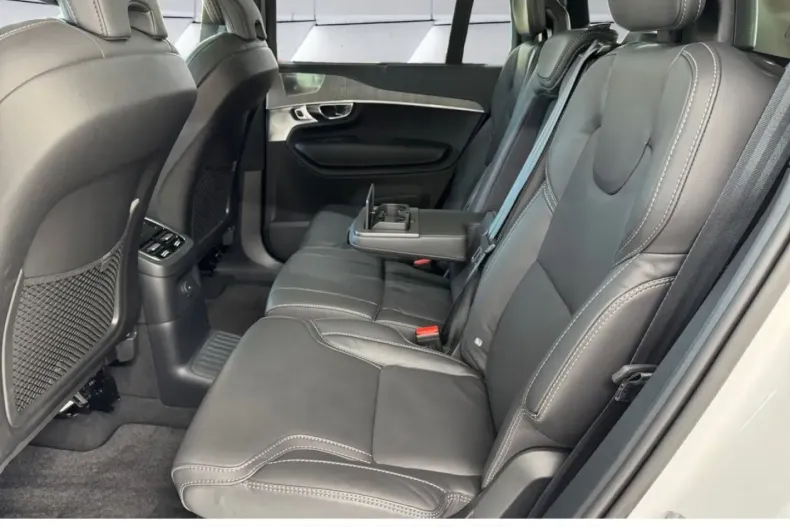 Volvo XC90 din 2024 cu 17.765 km - oferta VOL175205 - foto 6