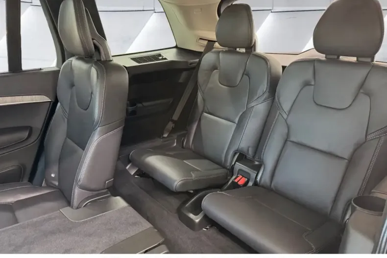 Volvo XC90 din 2024 cu 17.765 km - oferta VOL175205 - foto 16