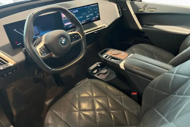 BMW iX din 2023 cu 23.626 km - oferta BMW175208 - foto 6