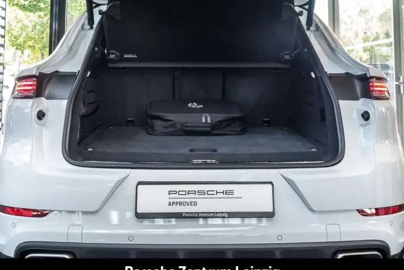 Porsche Cayenne din 2023 cu 29.769 km - oferta POR175217 - foto 12