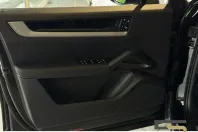 Porsche Cayenne din 2024 cu 36.260 km - oferta POR175218 - foto 9