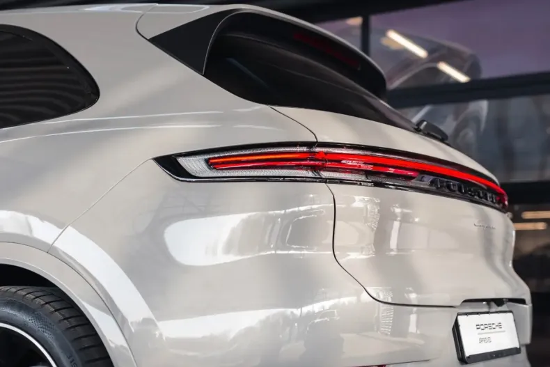 Porsche Cayenne din 2025 cu 22.000 km - oferta POR175221 - foto 13