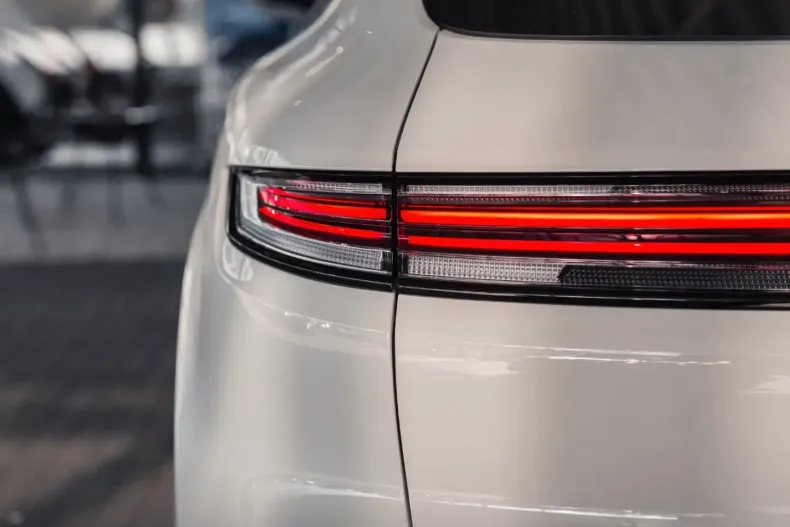 Porsche Cayenne din 2025 cu 22.000 km - oferta POR175221 - foto 16