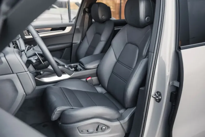 Porsche Cayenne din 2025 cu 22.000 km - oferta POR175221 - foto 24