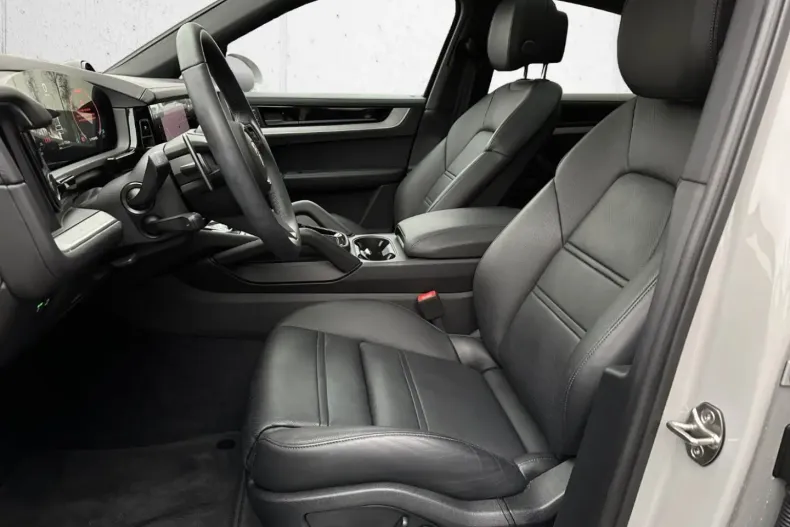 Porsche Cayenne din 2024 cu 51.250 km - oferta POR175225 - foto 18